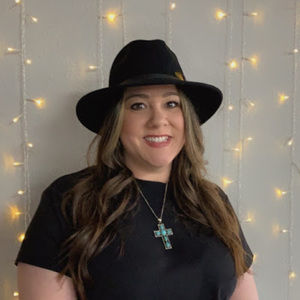 Meet your Posher, Crystal